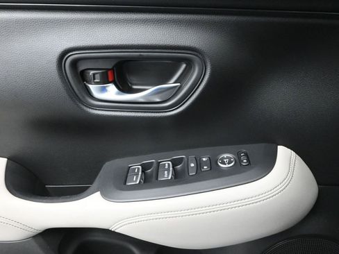 Used 2023 Honda HR-V EX-L image 17