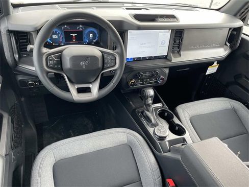New 2025 Ford Bronco Big Bend image 6