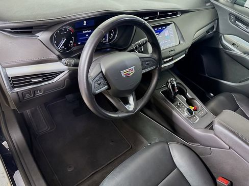Used 2023 Cadillac XT4 Premium Luxury FWD image 10