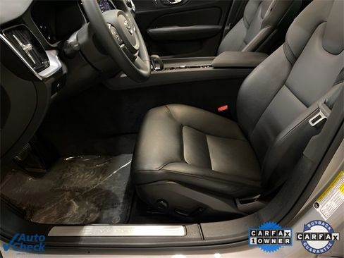 Used 2025 Volvo S60 B5 Core image 57