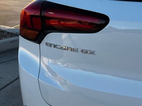 Used 2025 Buick Encore GX Preferred image 7