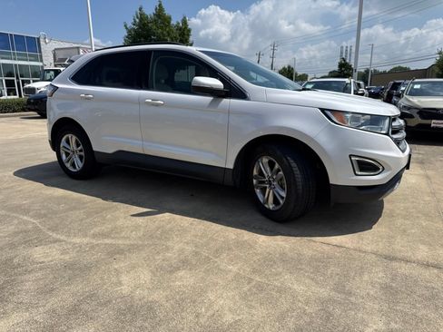 Used 2016 Ford Edge SEL w/ Equipment Group 201A FWD image 2