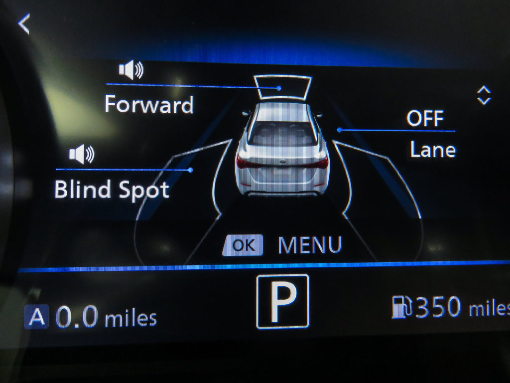 Used 2025 Nissan Sentra SV FWD image 12