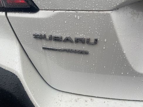 Used 2023 Subaru Outback Premium image 5