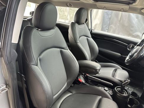 Used 2023 MINI Cooper S image 25