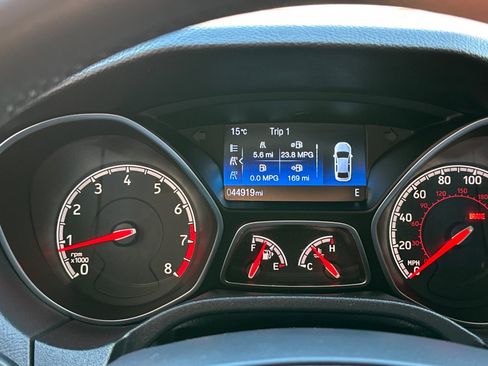 Used 2018 Ford Focus ST image 39