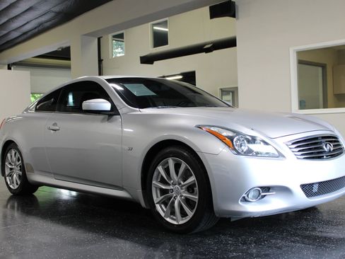 Used 2014 INFINITI Q60 Journey w/ Premium Package RWD image 1
