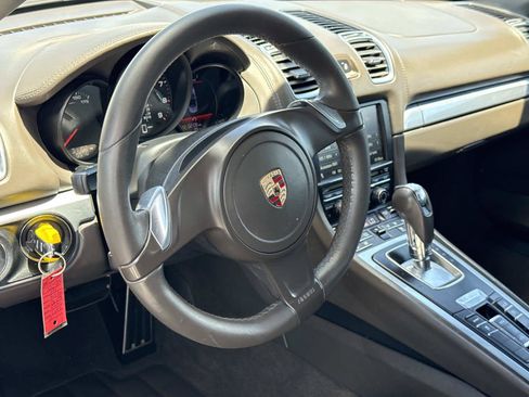 Used 2013 Porsche Boxster RWD image 3