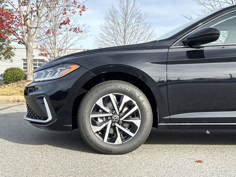 New 2026 Volkswagen Jetta S image 9
