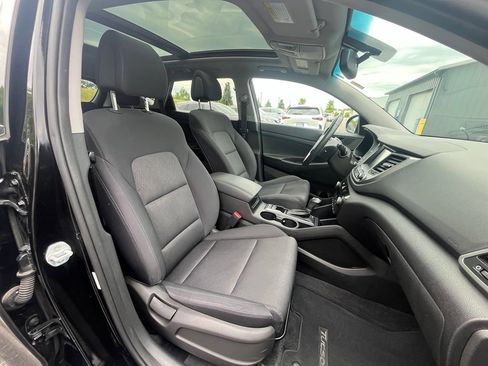 Used 2018 Hyundai Tucson Value w/ Cargo Package AWD/4WD image 12