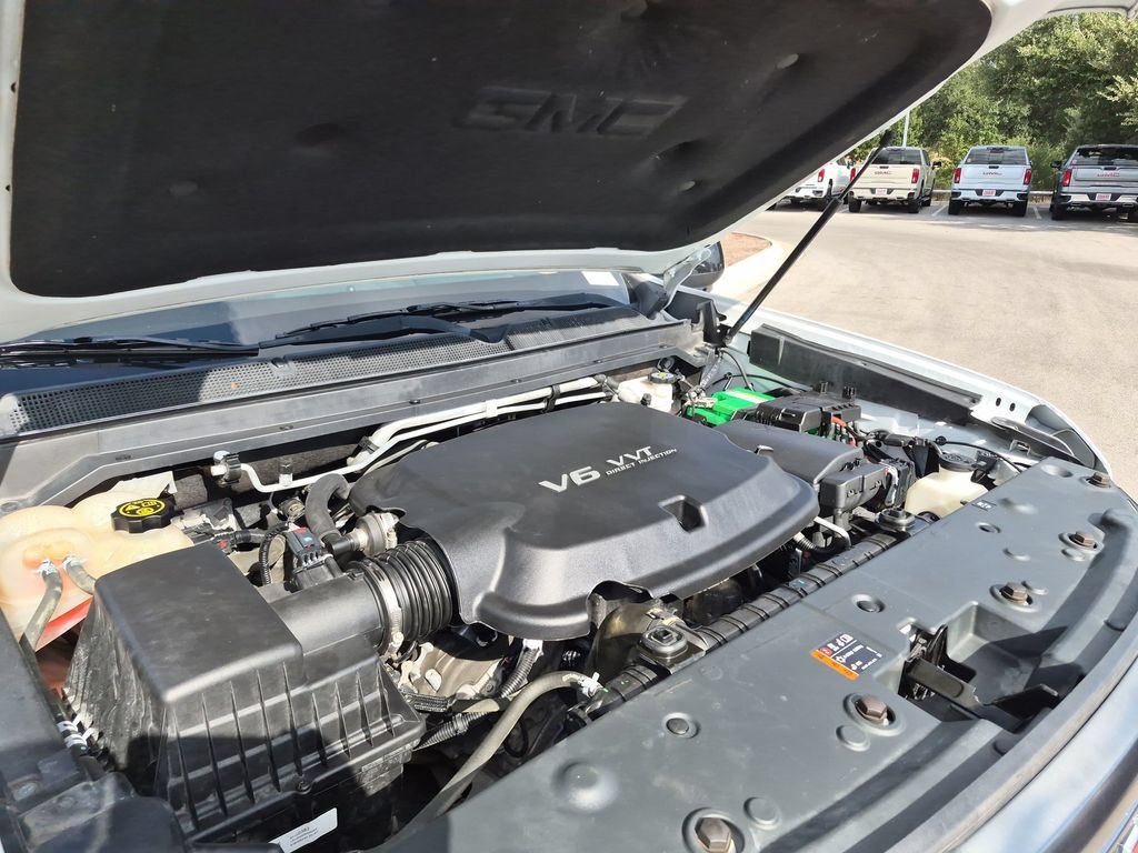 Used 2021 GMC Canyon AT4 w/ Driver Alert Package AWD/4WD image 18