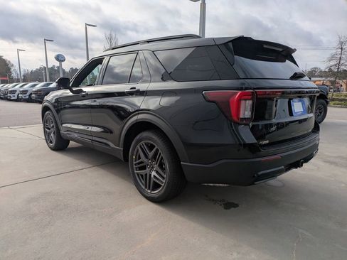 New 2026 Ford Explorer ST-Line w/ ST-Line Street Pack image 6