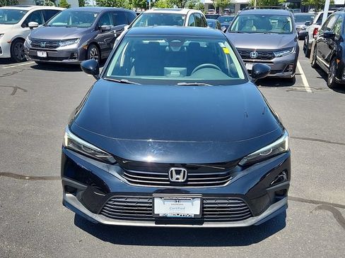 Used 2023 Honda Civic LX image 2