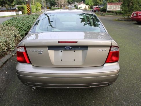 Used 2005 Ford Focus S image 10