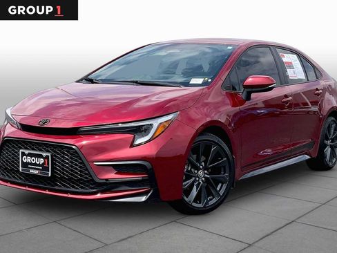 Used 2024 Toyota Corolla SE FWD image 1