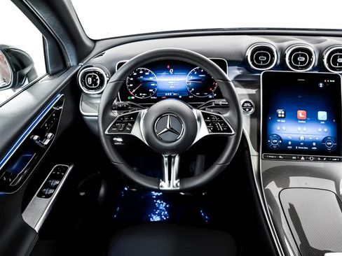 Certified 2026 Mercedes-Benz GLC 300 image 11