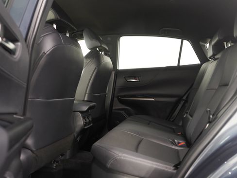 Used 2021 Toyota Venza XLE w/ Softex Package image 19