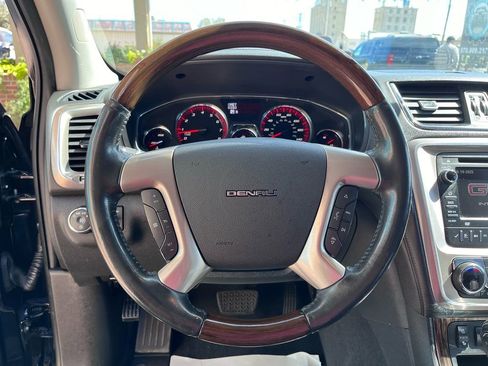 Used 2014 GMC Acadia Denali image 10