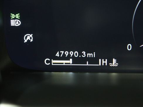 Used 2023 Lincoln Nautilus Reserve image 12