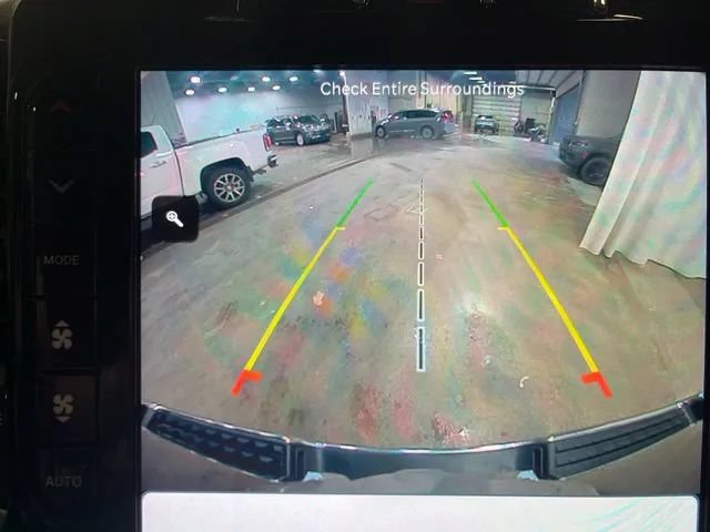 Used 2022 RAM 1500 Laramie AWD/4WD image 22