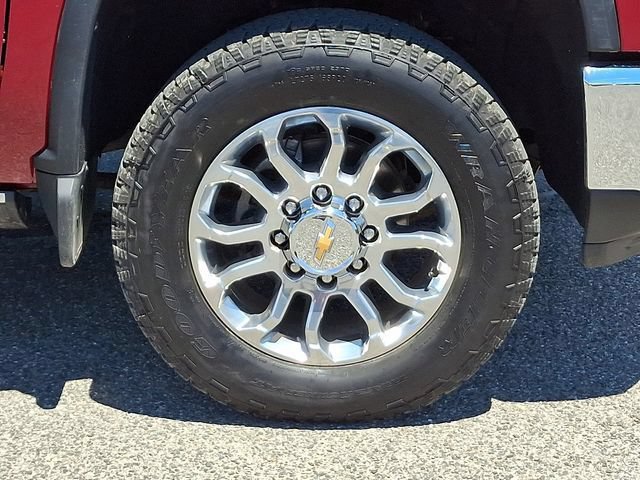Used 2025 Chevrolet Silverado 2500 LTZ w/ LTZ Premium Package AWD/4WD image 37
