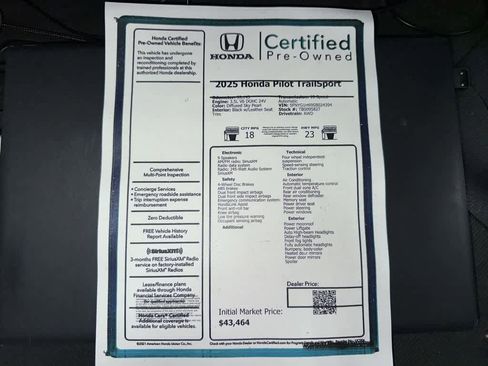 Used 2025 Honda Pilot TrailSport image 13