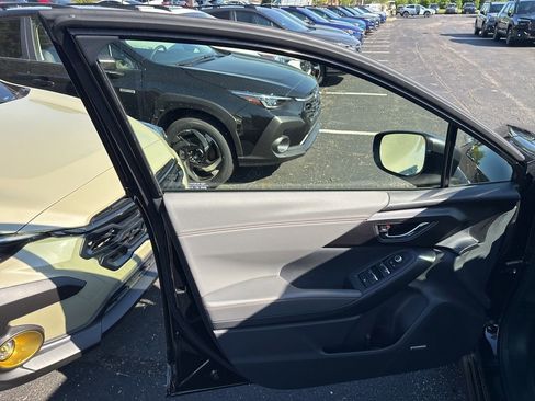 New 2026 Subaru Crosstrek 2.5i Limited AWD/4WD image 18