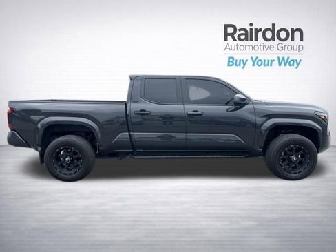 Used 2025 Toyota Tacoma SR5 AWD/4WD image 8