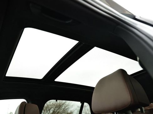 New 2026 BMW X5 xDrive50e w/ Executive Package image 14