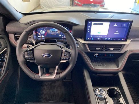Used 2025 Ford Explorer ST AWD/4WD image 13