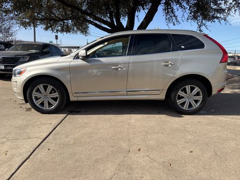 Used 2017 Volvo XC60 T5 Inscription w/ Preferred Option Package image 2