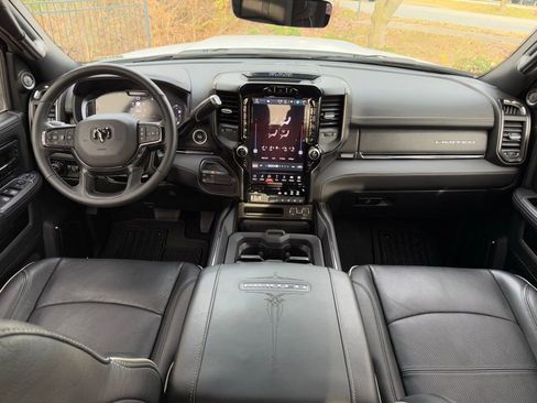 Used 2024 RAM 2500 Limited image 29