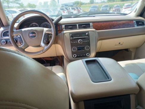 Used 2012 GMC Sierra 2500 SLT w/ SLT Convenience Package image 3