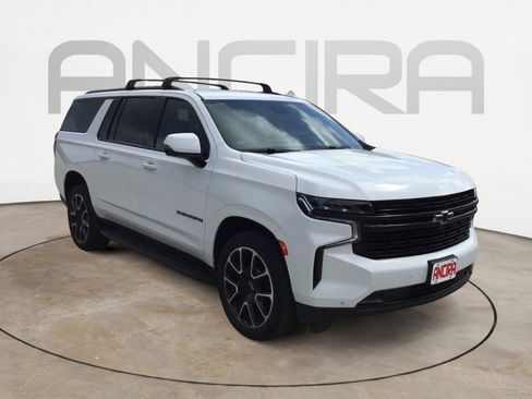 Used 2024 Chevrolet Suburban RST w/ Luxury Package AWD/4WD image 6