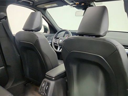 Used 2025 BMW X1 xDrive28i image 26