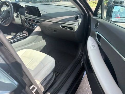 Used 2023 Hyundai Sonata SEL w/ Convenience Package FWD image 12