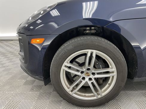 Certified 2023 Porsche Macan Turbo image 13