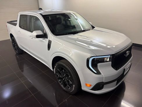 New 2026 Ford Maverick Lobo AWD/4WD image 1