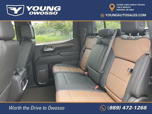 Certified 2025 Chevrolet Silverado 1500 High Country AWD/4WD image 32