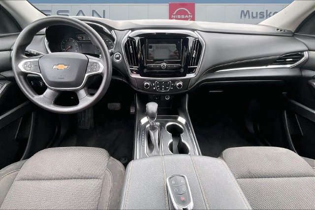 Used 2021 Chevrolet Traverse LS FWD image 7