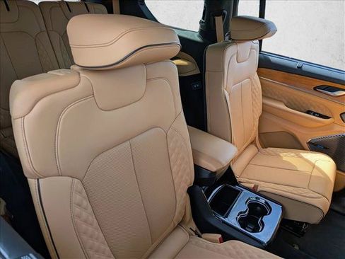 Certified 2022 Jeep Grand Cherokee L Summit AWD/4WD image 18