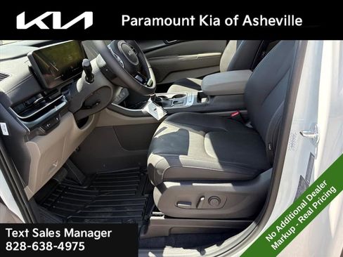 New 2026 Kia Carnival image 16