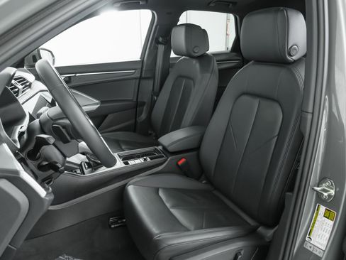 Certified 2024 Audi Q3 2.0T Premium image 19