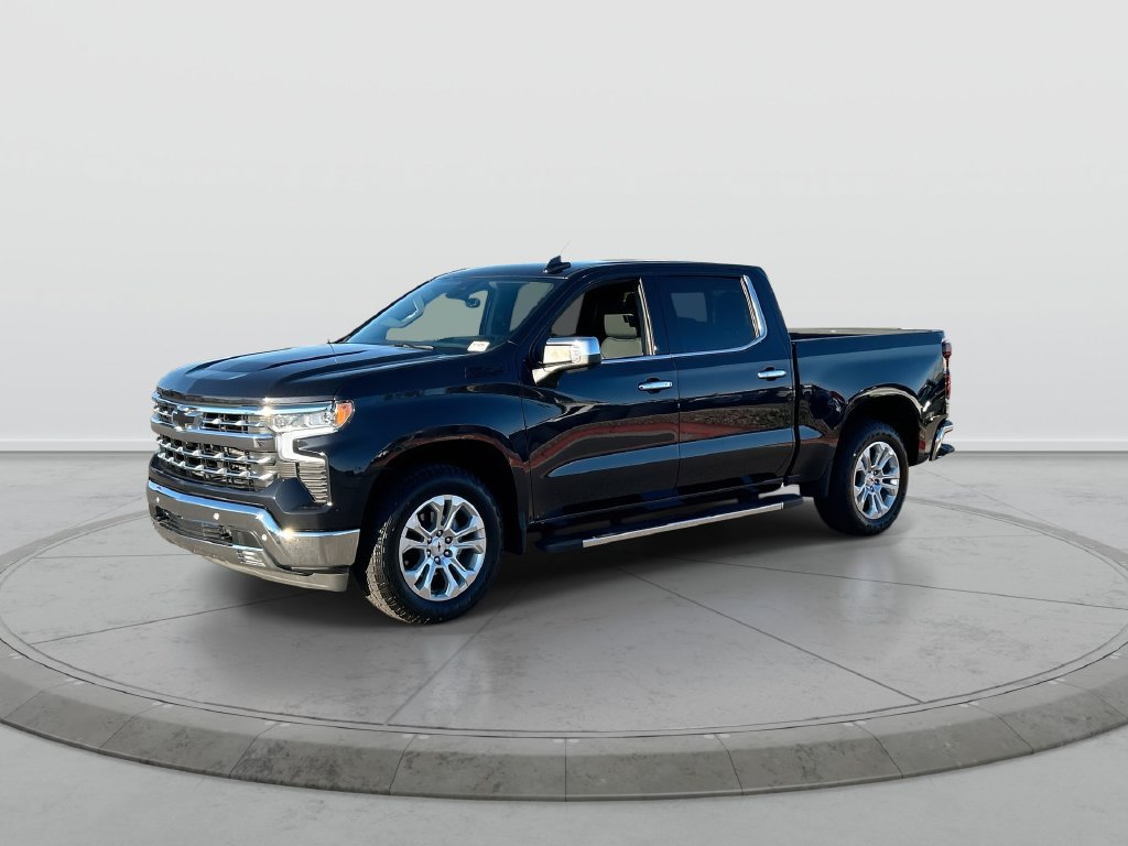 Used 2023 Chevrolet Silverado 1500 LTZ w/ Technology Package AWD/4WD image 4