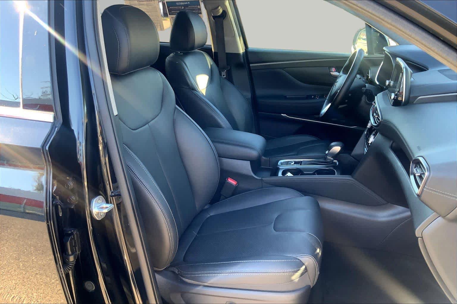 Used 2020 Hyundai Santa Fe Limited AWD/4WD image 9