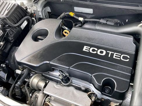 Used 2020 GMC Terrain SLE w/ Elevation Edition image 30