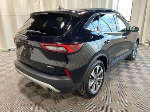 Used 2025 Ford Escape Platinum image 7