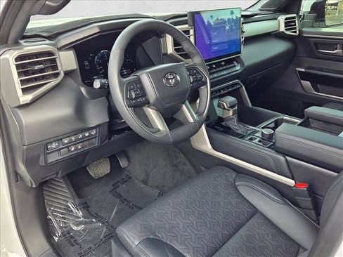 Used 2025 Toyota Tundra Limited image 10