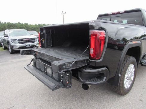 Used 2022 GMC Sierra 2500 Denali image 35