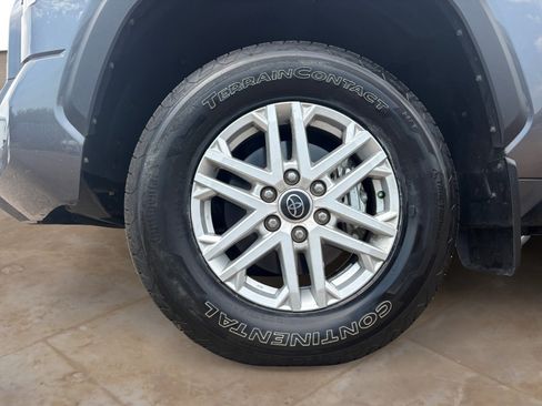Used 2024 Toyota Tundra SR5 w/ SR5 Premium Package AWD/4WD image 31